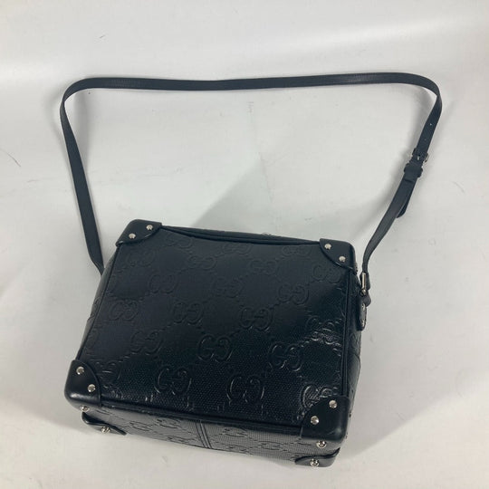 GUCCI Shoulder Bag 626363 leather black Pochette GG embossed logo mens Used Authentic