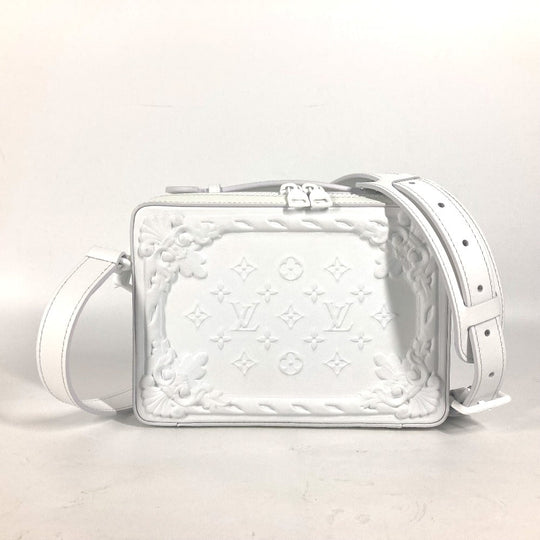 LOUIS VUITTON Shoulder Bag M21833 leather white LV Ornament Soft Trunk unisex(Unisex) Used Authentic