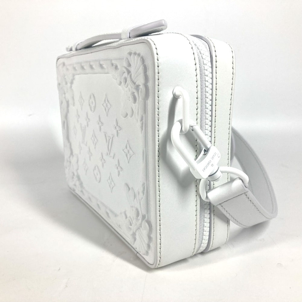 LOUIS VUITTON Shoulder Bag M21833 leather white LV Ornament Soft Trunk unisex(Unisex) Used Authentic