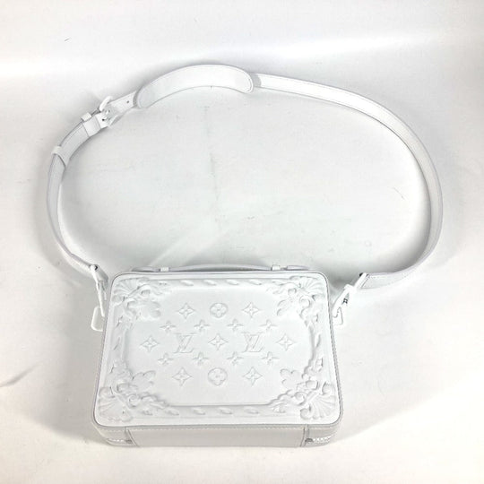 LOUIS VUITTON Shoulder Bag M21833 leather white LV Ornament Soft Trunk unisex(Unisex) Used Authentic