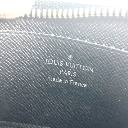 LOUIS VUITTON Coin case M63375 Taiga Leather black Taiga Portemonejour mens Used Authentic
