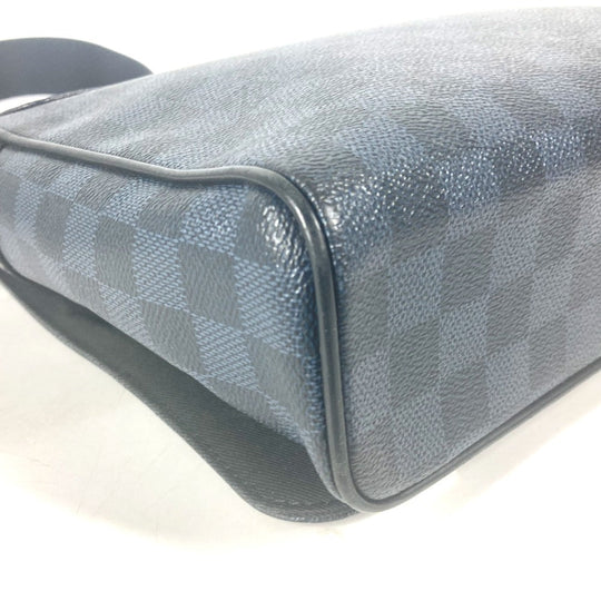 LOUIS VUITTON Shoulder Bag N50005 Damier Cobalt Canvas Navy Damier Cobalt District PM mens(Unisex) Used Authentic
