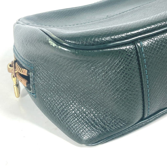LOUIS VUITTON Pouch M30304 Taiga Leather green Taiga Accessory pouch Women(Unisex) Used Authentic