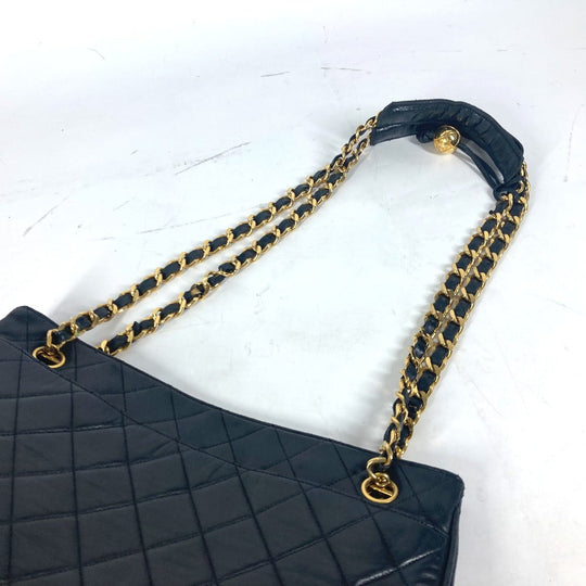 CHANEL Shoulder Bag lambskin black vintage Matelasse quilting CC COCO Mark logo Women Used Authentic