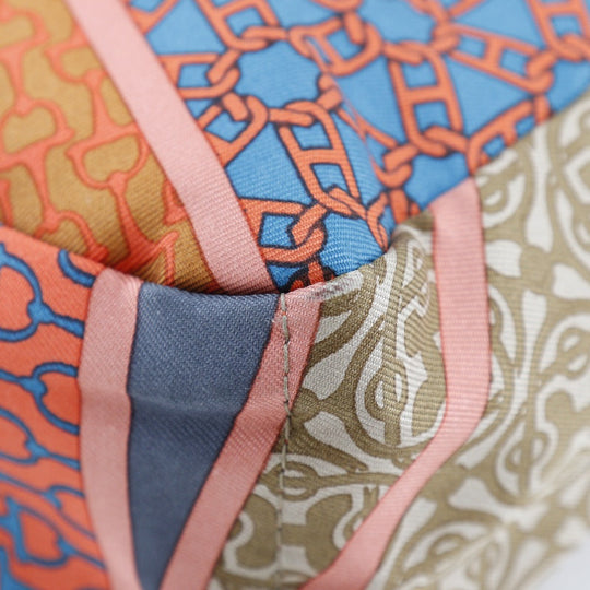 HERMES Pouch Silk, Vaubarenia Brown / orange CARRE EN CRAVATES Foolby 20 Women Used Authentic