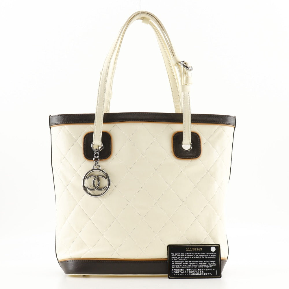 CHANEL Tote Bag Calfskin Ivory Coco Charm Matrasse Women Used Authentic