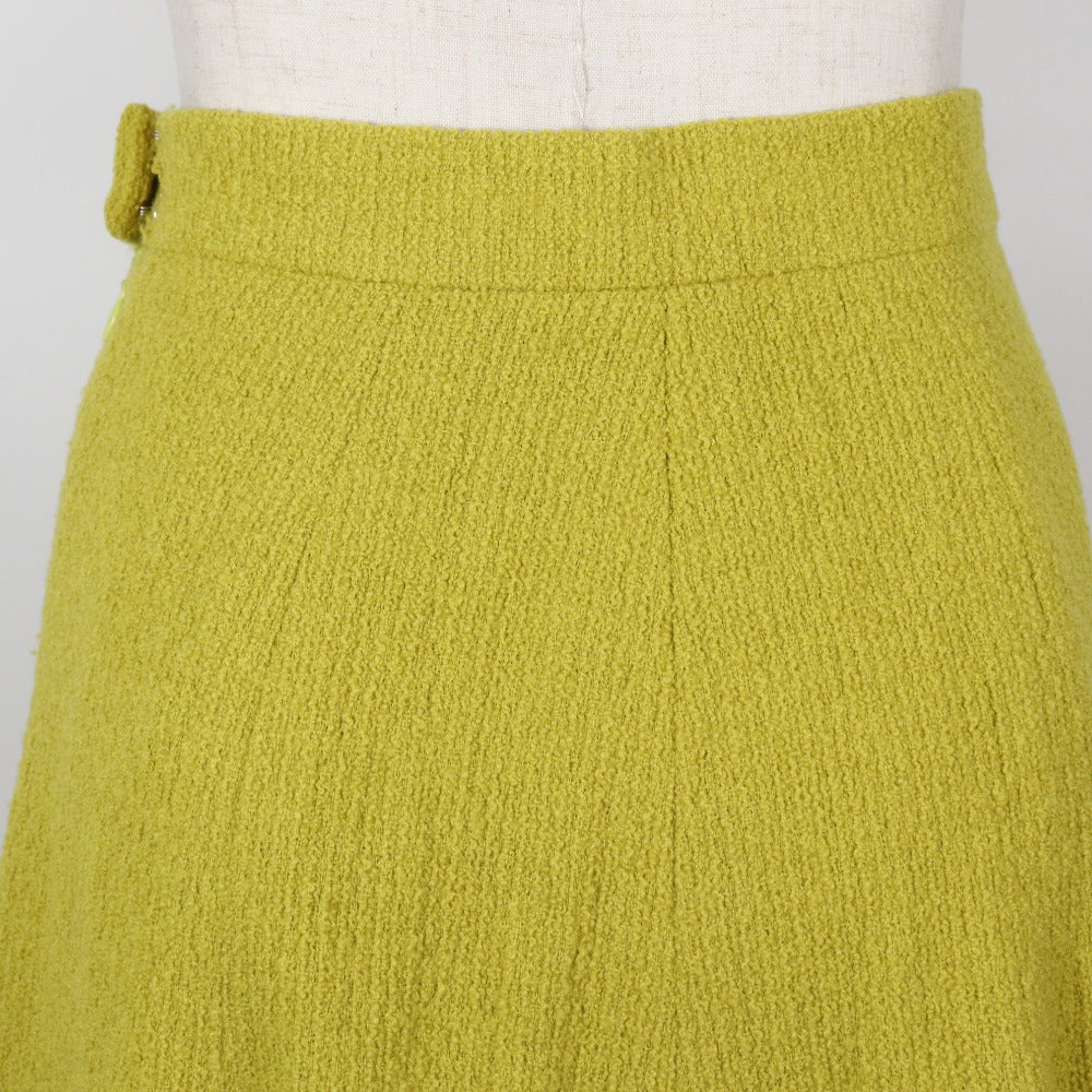 CHANEL suit wool Yellowish green COCO Mark button Jacket and flared skirt Women 36 Used Authentic