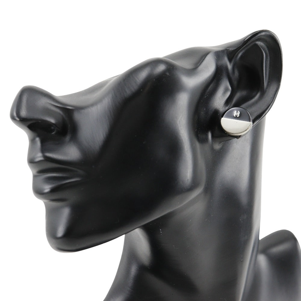CHANEL Pierce metallic Silver / Black COCO Mark Women Used Authentic