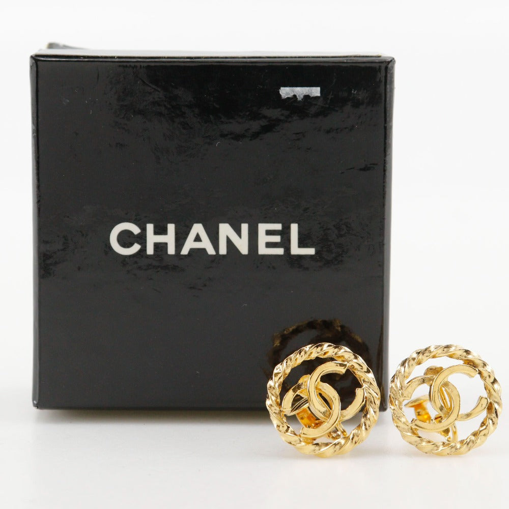 CHANEL Earring Plated Gold gold vintage COCO Mark Women Used Authentic