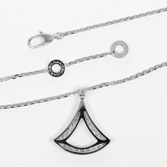 BVLGARI Necklace K18 White Gold, Diamond gold Diva Dream Women Used Authentic