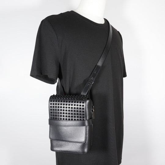 Christian Louboutin Shoulder Bag 1165000 leather black BENCH REPORTER Bench Reporter
