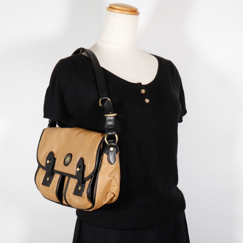 HUNTING WORLD Shoulder Bag Polyurethane beige Battue Cross Butcher path Women Used Authentic