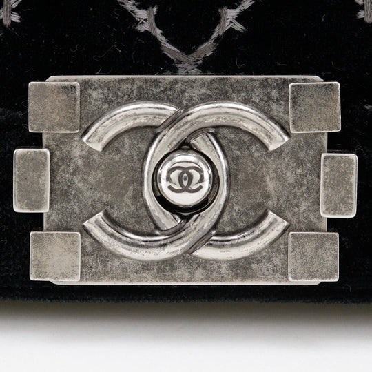 CHANEL Shoulder Bag Velour, Leather black Matelasse stitch ChainShoulder Boy Chanel 25 Women Used Authentic