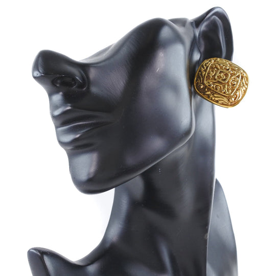 CHANEL Earring Plated Gold gold vintage Rhombus COCO Mark Women Secondhand Authentic