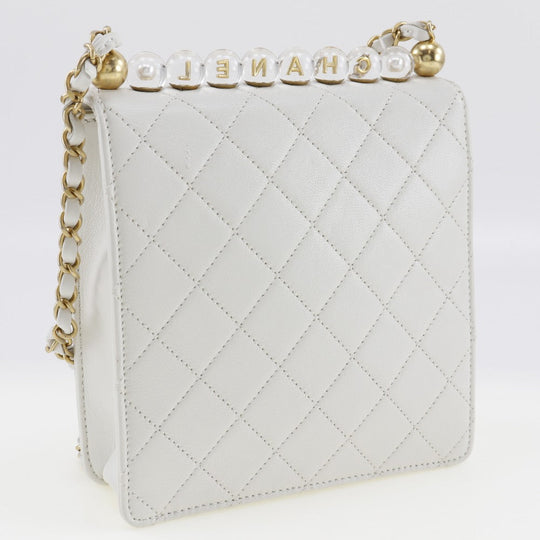 CHANEL Shoulder Bag AS0584 lambskin White Matrasse Women Used Authentic