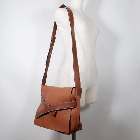 LOEWE Shoulder Bag 319.41.R65 leather Brown Women Used Authentic