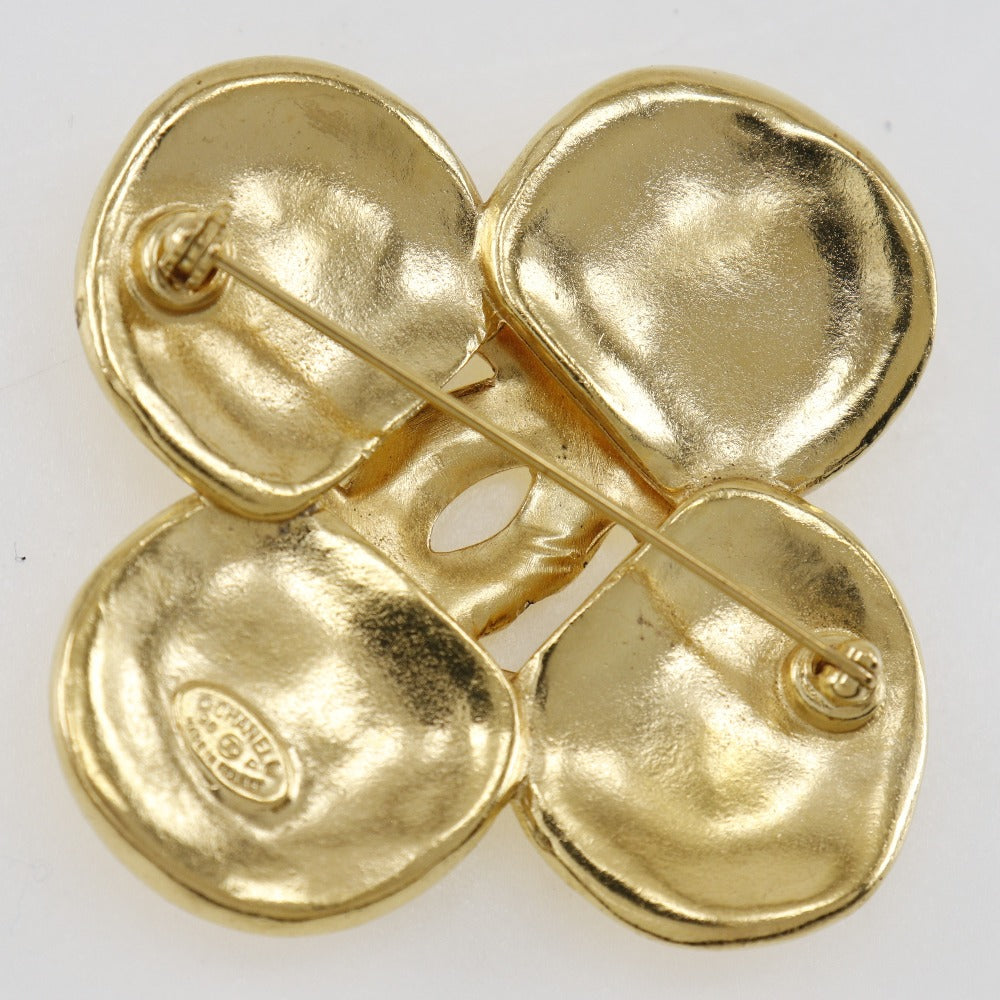 CHANEL Brooch Plated Gold gold Clover Women Used Authentic