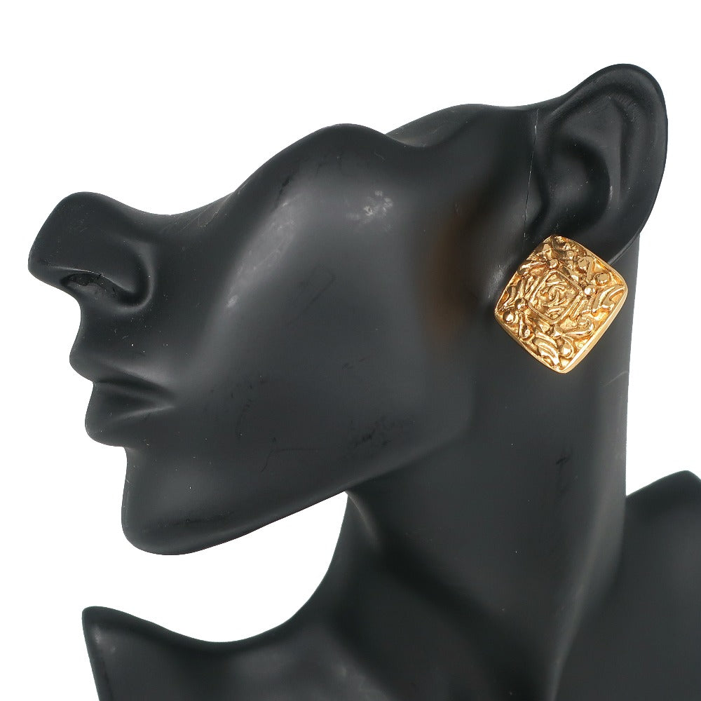 CHANEL Earring Plated Gold gold vintage COCO Mark Women Used Authentic
