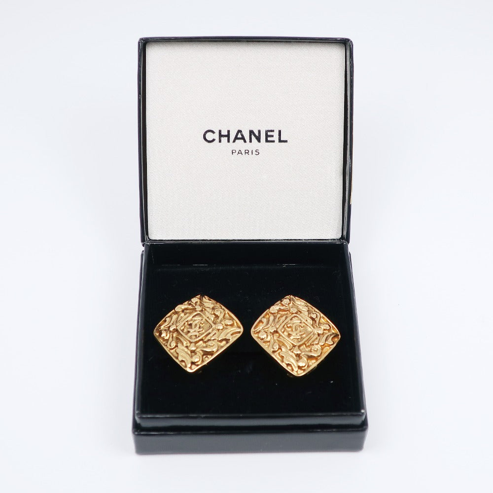 CHANEL Earring Plated Gold gold vintage COCO Mark Women Used Authentic