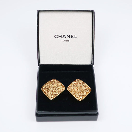 CHANEL Earring Plated Gold gold vintage COCO Mark Women Used Authentic