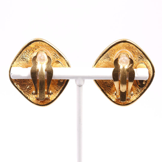 CHANEL Earring Plated Gold gold vintage Matrasse Rhombus Women Used Authentic