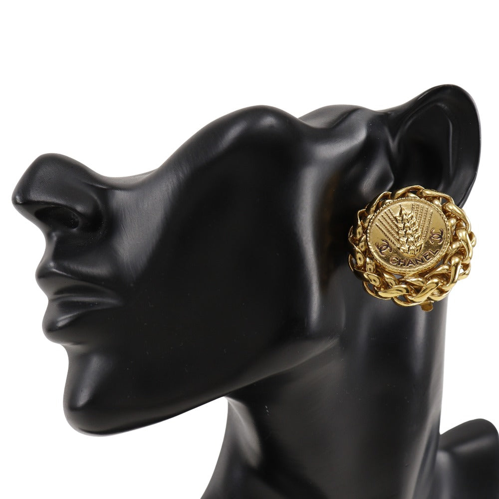 CHANEL Earring Plated Gold gold vintage Rice motif Women Used Authentic