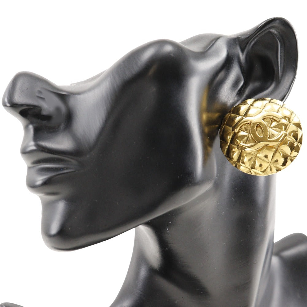 CHANEL Earring Plated Gold gold vintage Matrasse COCO Mark Women Used Authentic