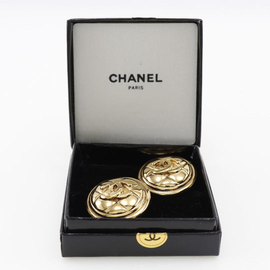 CHANEL Earring Plated Gold gold vintage Matrasse COCO Mark Women Used Authentic