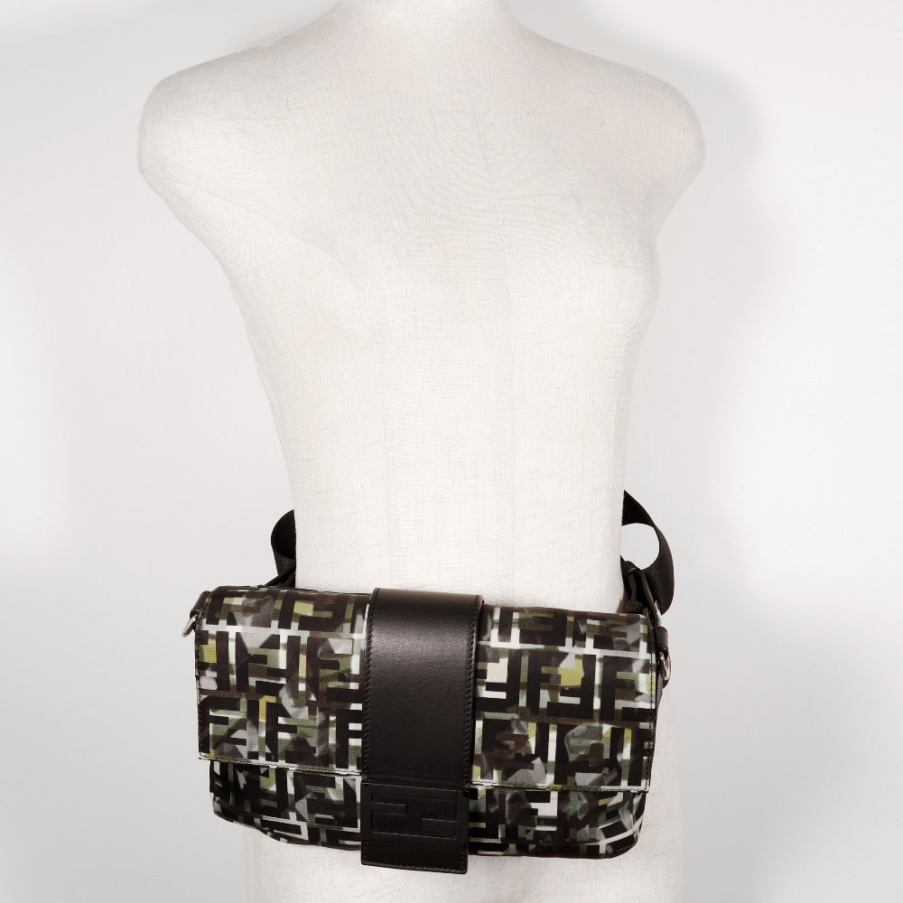FENDI Shoulder Bag 7VA472 Nylon black Zucca Camouflage Pattern 3WAY Body Clutch Mamma Bucket mens(Unisex) Used Authentic