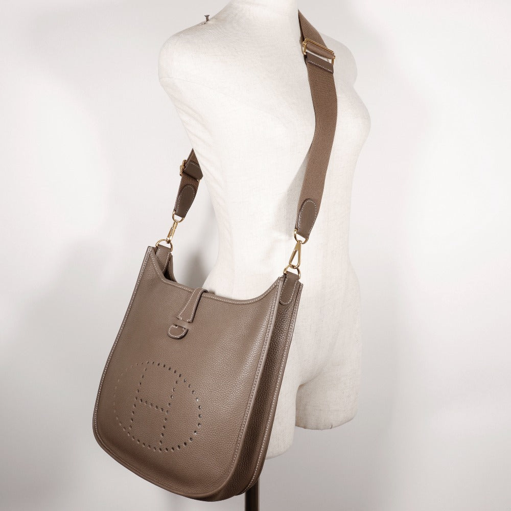 HERMES Shoulder Bag Taurillon Clemence Gold Metal Evelyn 3PM Women Used Authentic