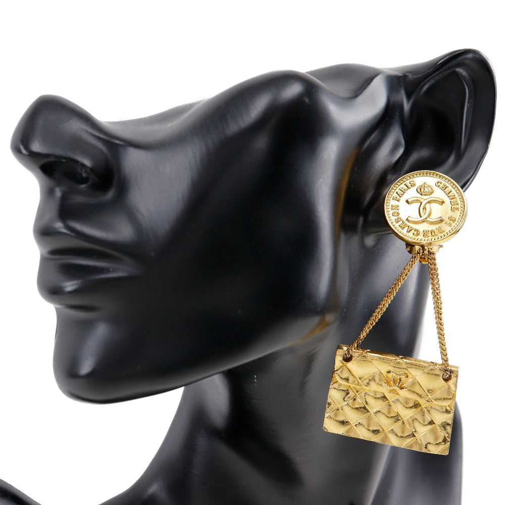 CHANEL Earring Plated Gold gold Matelasse motif COCO Mark Women Used Authentic