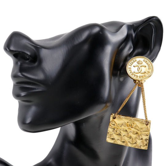 CHANEL Earring Plated Gold gold Matelasse motif COCO Mark Women Used Authentic