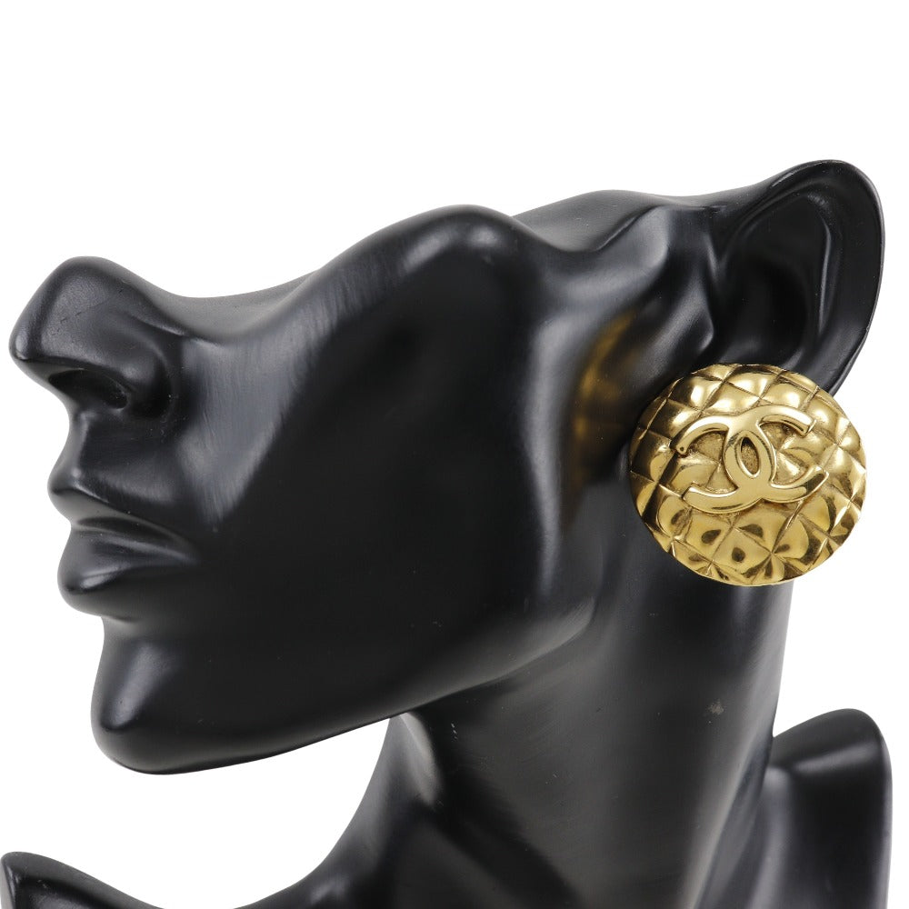 CHANEL Earring Plated Gold gold vintage Matrasse COCO Mark Women Used Authentic