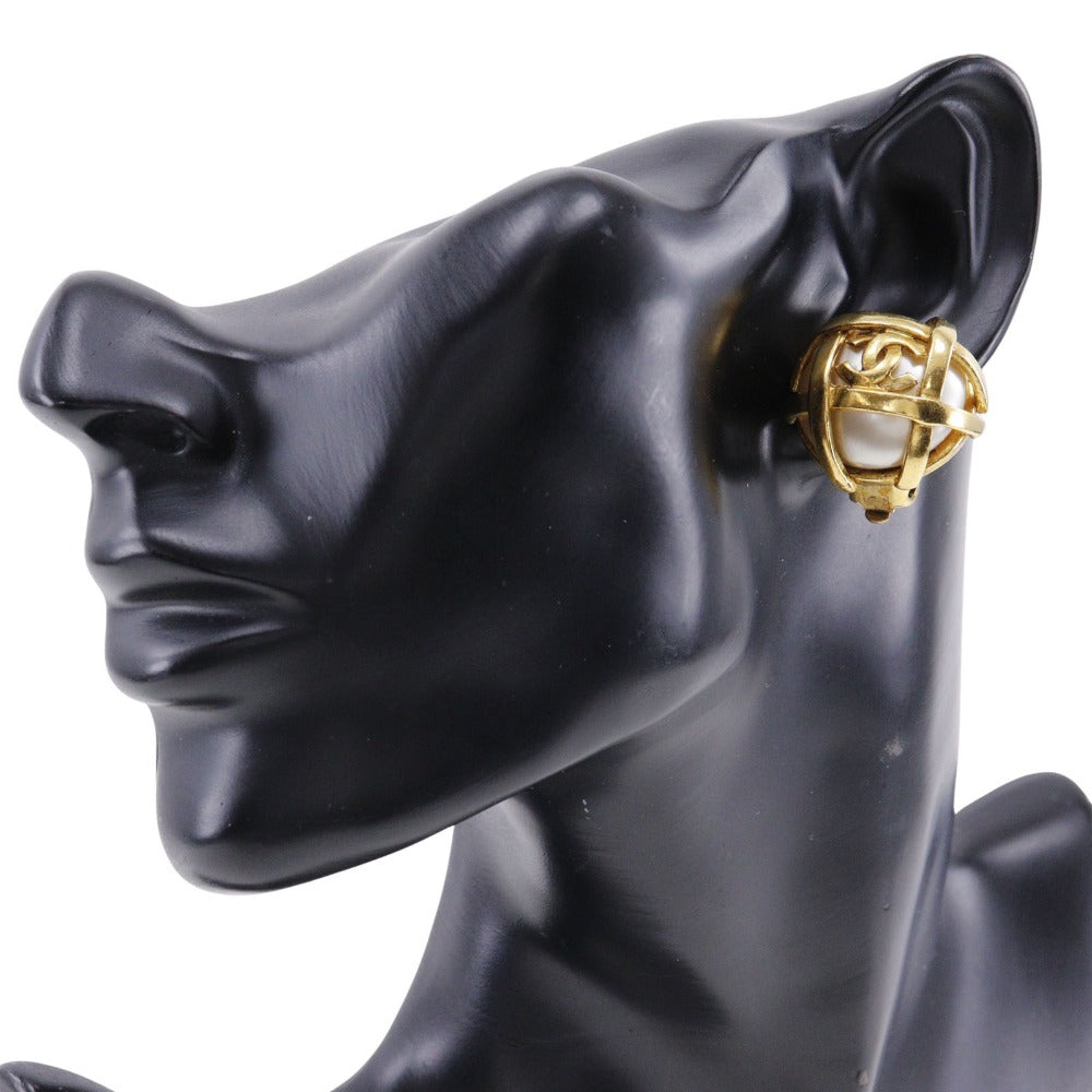 CHANEL Earring Plated Gold, Faux Pearl gold vintage COCO Mark Women Used Authentic