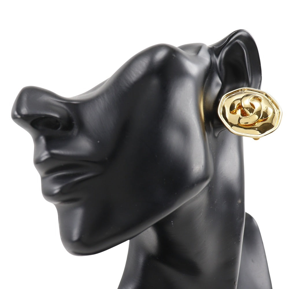 CHANEL Earring Plated Gold gold vintage COCO Mark Women Used Authentic