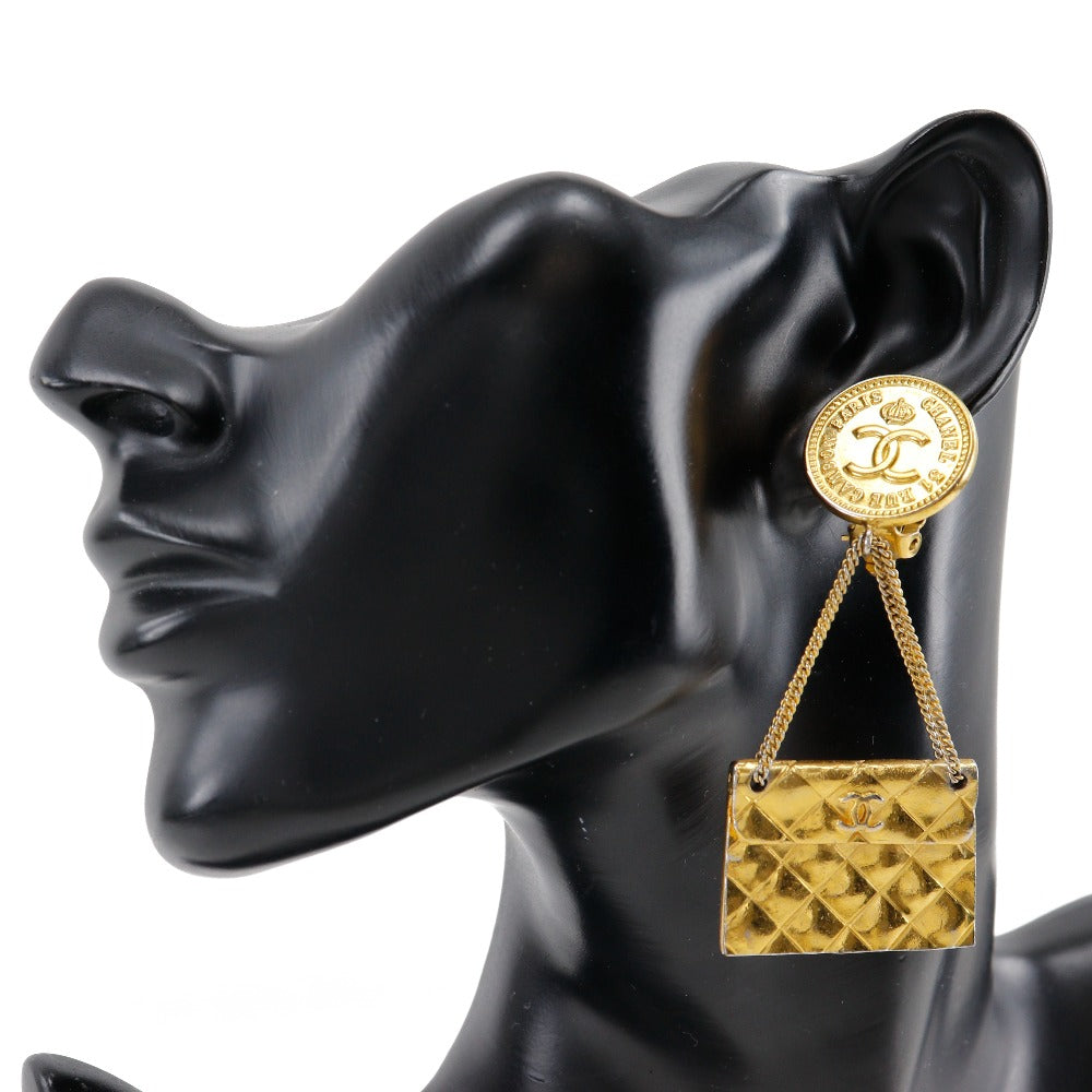 CHANEL Earring Plated Gold gold vintage COCO Mark Matelasse bag motif Women Used Authentic