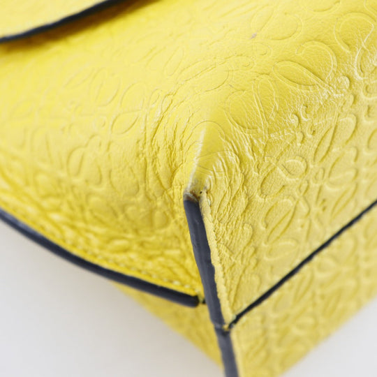 LOEWE Shoulder Bag Calfskin yellow ChainShoulder Repeat anagram Avenue Women Used Authentic