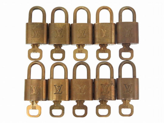 LOUIS VUITTON Cadena metal gold Set of 10 Cadena padlock padlock Women(Unisex) Used Authentic