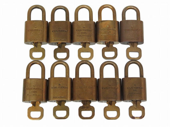 LOUIS VUITTON Cadena metal gold Set of 10 Cadena padlock padlock Women(Unisex) Used Authentic