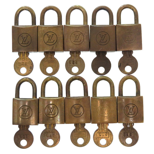 LOUIS VUITTON Cadena metal gold 10-piece set Old model Cadena Padlock Padlock unisex(Unisex) Used Authentic