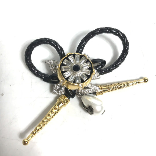LOUIS VUITTON Brooch MP2197 Leather, Metal black Accessories Faux Pearl Fleur Bijoux Women Used Authentic
