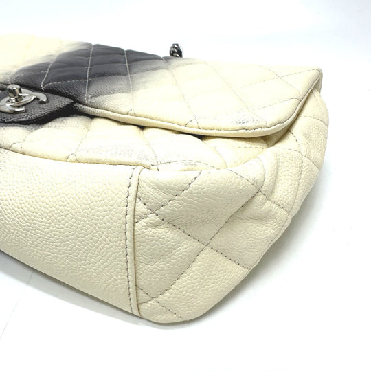 CHANEL Shoulder Bag Caviar skin White type CC COCO Mark Matrasse quilting Women Used Authentic