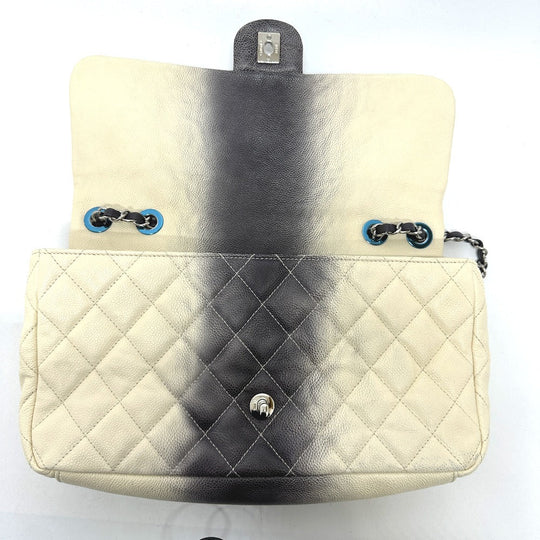 CHANEL Shoulder Bag Caviar skin White type CC COCO Mark Matrasse quilting Women Used Authentic