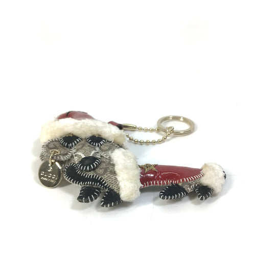 GUCCI Bag charm GG Supreme Canvas beige Gucciori Santa Claus Christmas Keyring GG Chihuahua dog