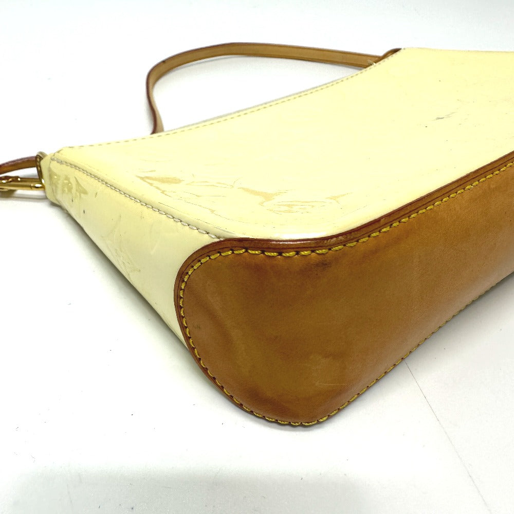 LOUIS VUITTON Shoulder Bag M91333 Monogram Vernis white Monogram Vernis mallory square