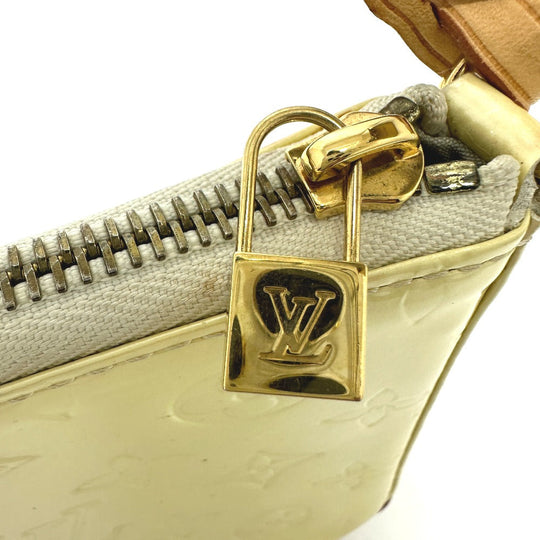 LOUIS VUITTON Shoulder Bag M91333 Monogram Vernis white Monogram Vernis mallory square