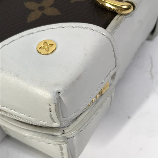 LOUIS VUITTON Shoulder Bag M80102 Leather, Monogram Canvas white LVxNBA Soft Trunk Phone Box mens Used Authentic