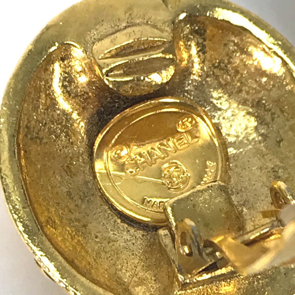 CHANEL Earring metal gold vintage CC COCO Mark Women Used Authentic
