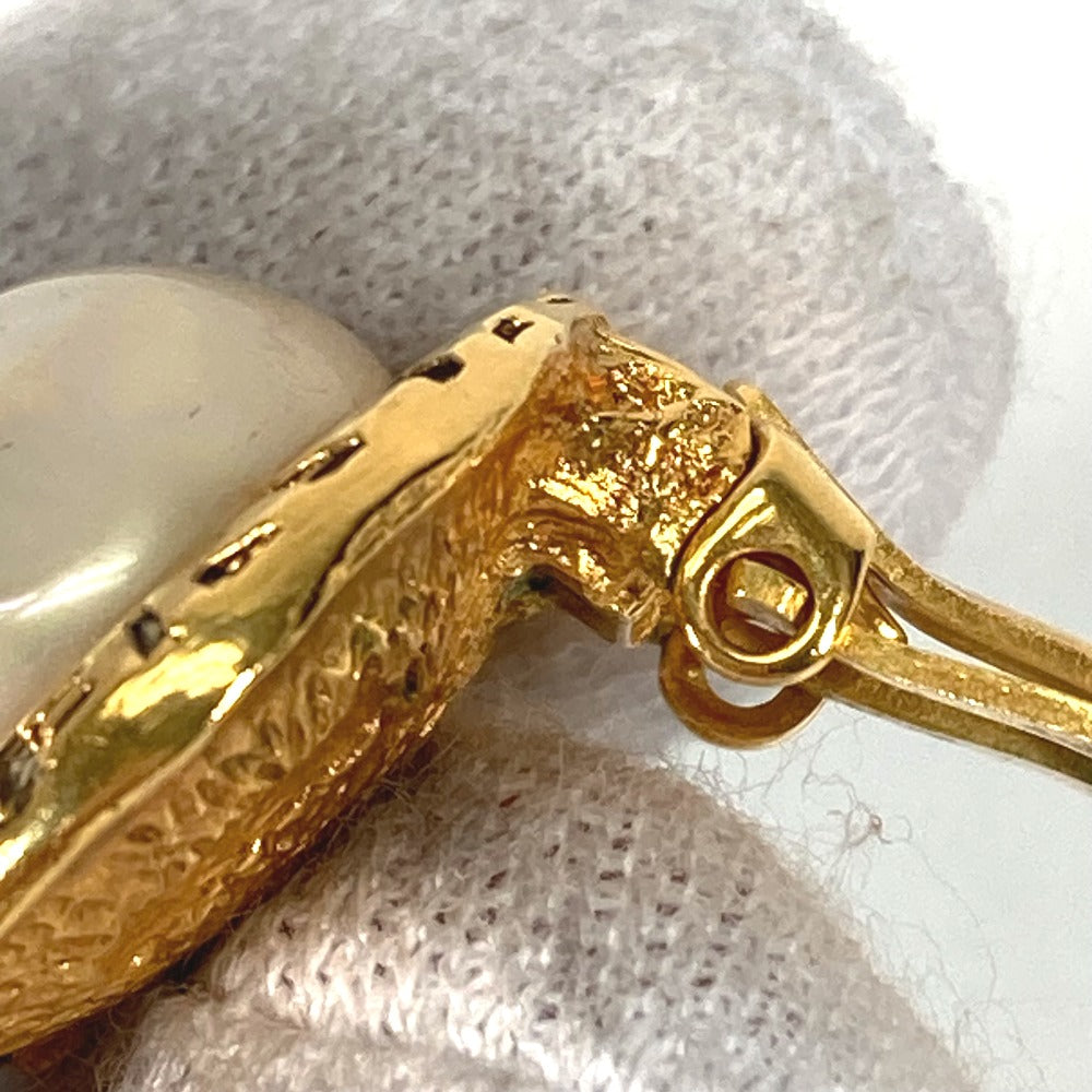 CHANEL Earring metal gold vintage Round logo fake pearl Women Used Authentic