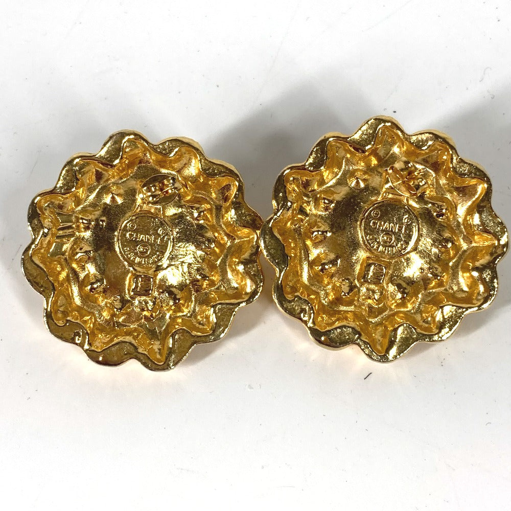 CHANEL Pierce metal gold vintage Flowers Rhinestones Faux Pearls Women Used Authentic